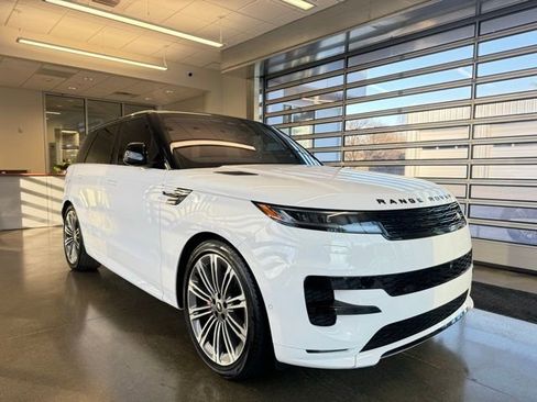 Used 2023 Land Rover Range Rover Sport SE Dynamic image 1