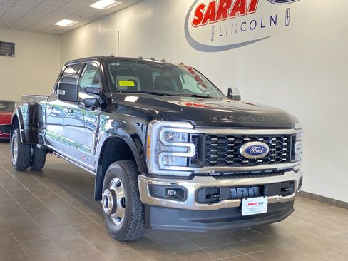 New 2026 Ford F350 Lariat w/ Lariat Ultimate Package AWD/4WD image 2