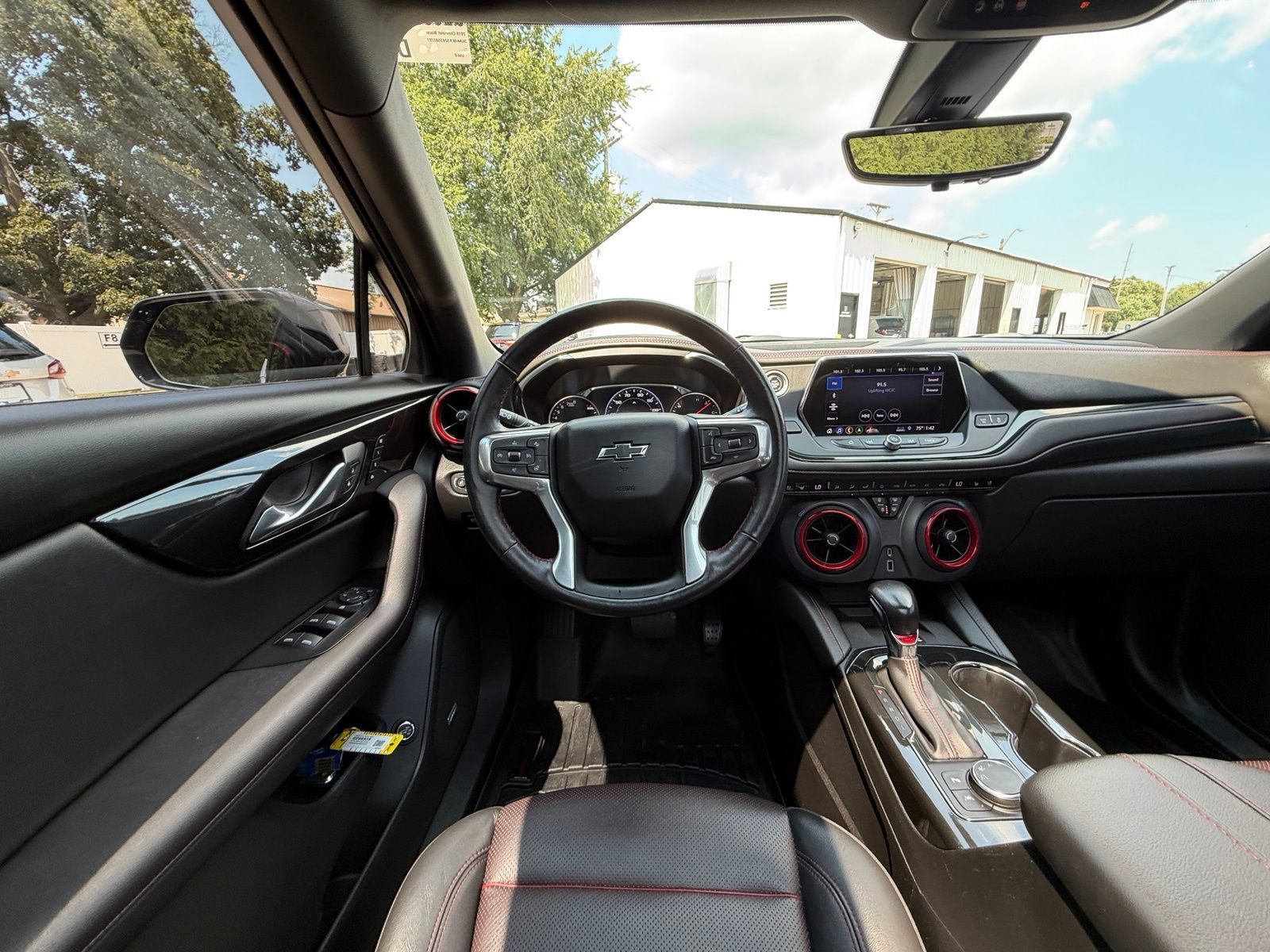 Used 2019 Chevrolet Blazer RS FWD image 2