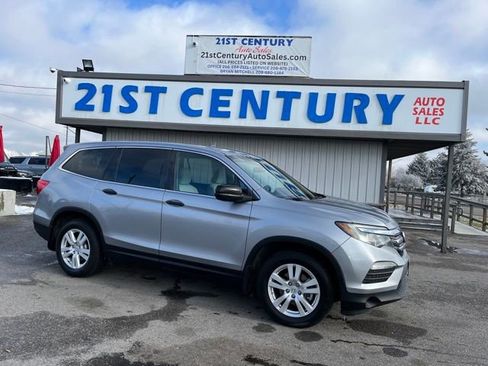 Used 2017 Honda Pilot LX image 1