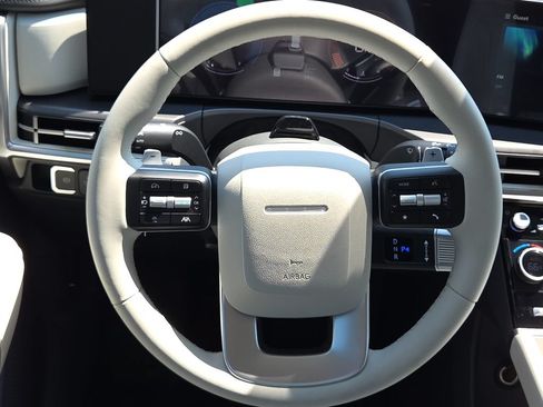 Used 2026 Hyundai Santa Fe SEL FWD image 13