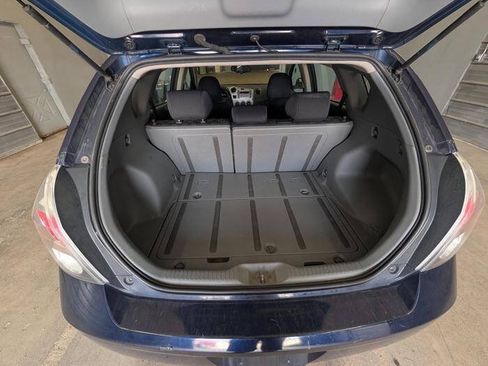 Used 2009 Pontiac Vibe w/ Preferred Package FWD image 20