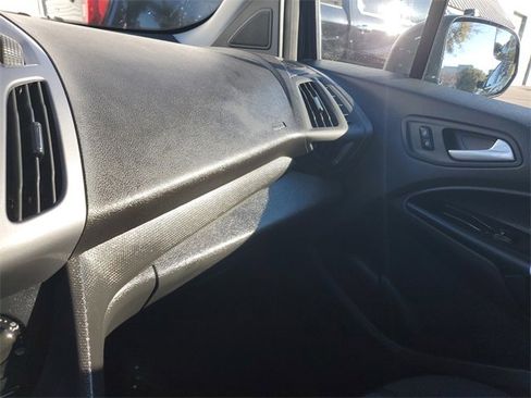 Used 2018 Ford Transit Connect XLT image 23