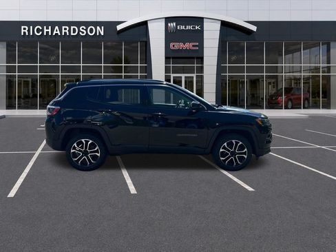 Used 2022 Jeep Compass Limited AWD/4WD image 6