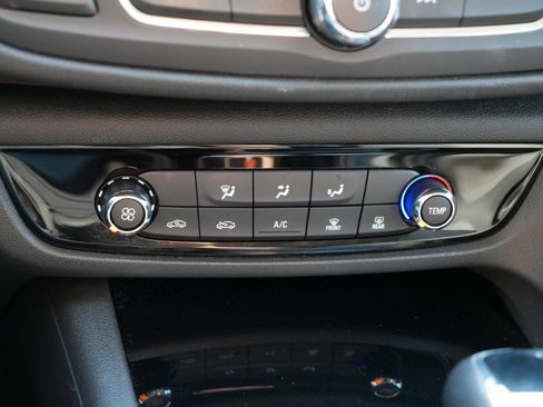 Used 2018 Buick Regal Preferred w/ Sights and Sounds Package image 22