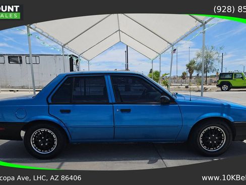 Used 1994 Chevrolet Cavalier Sedan FWD image 8