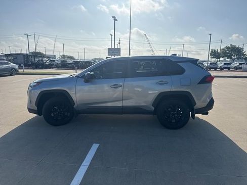 Certified 2025 Toyota RAV4 LE image 6