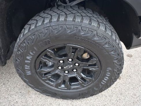 Certified 2023 Chevrolet Silverado 1500 ZR2 w/ Technology Package image 13