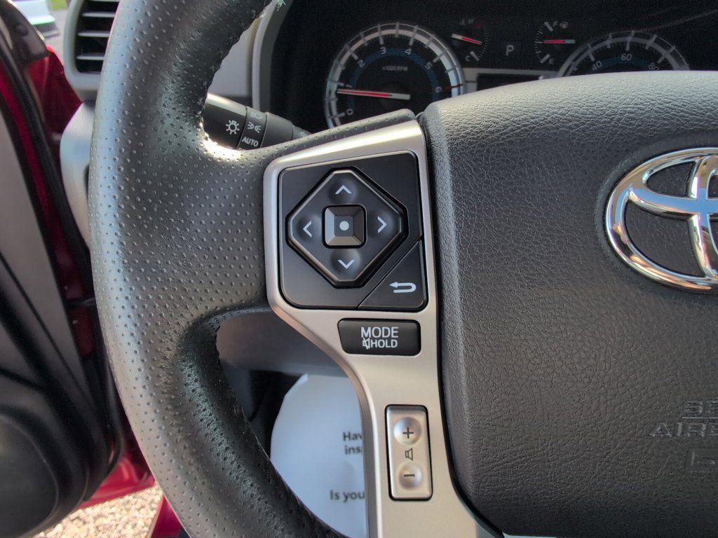 Used 2017 Toyota 4Runner Limited AWD/4WD image 26