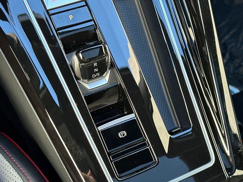 New 2026 Volkswagen GTI SE image 21