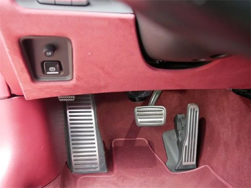 Used 2021 Chevrolet Corvette Stingray Premium Cpe w/ Z51 Performance Package image 20