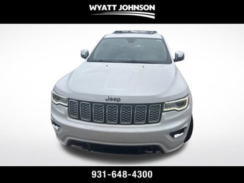 Used 2017 Jeep Grand Cherokee Overland AWD/4WD image 1