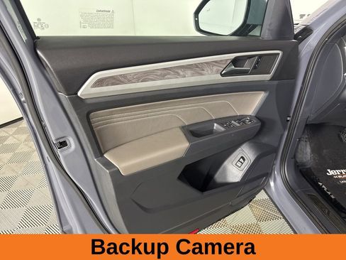 Used 2021 Volkswagen Atlas Cross Sport SE w/ Panoramic Sunroof Package image 9