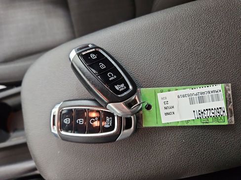 Certified 2023 Hyundai Kona SEL AWD/4WD image 29