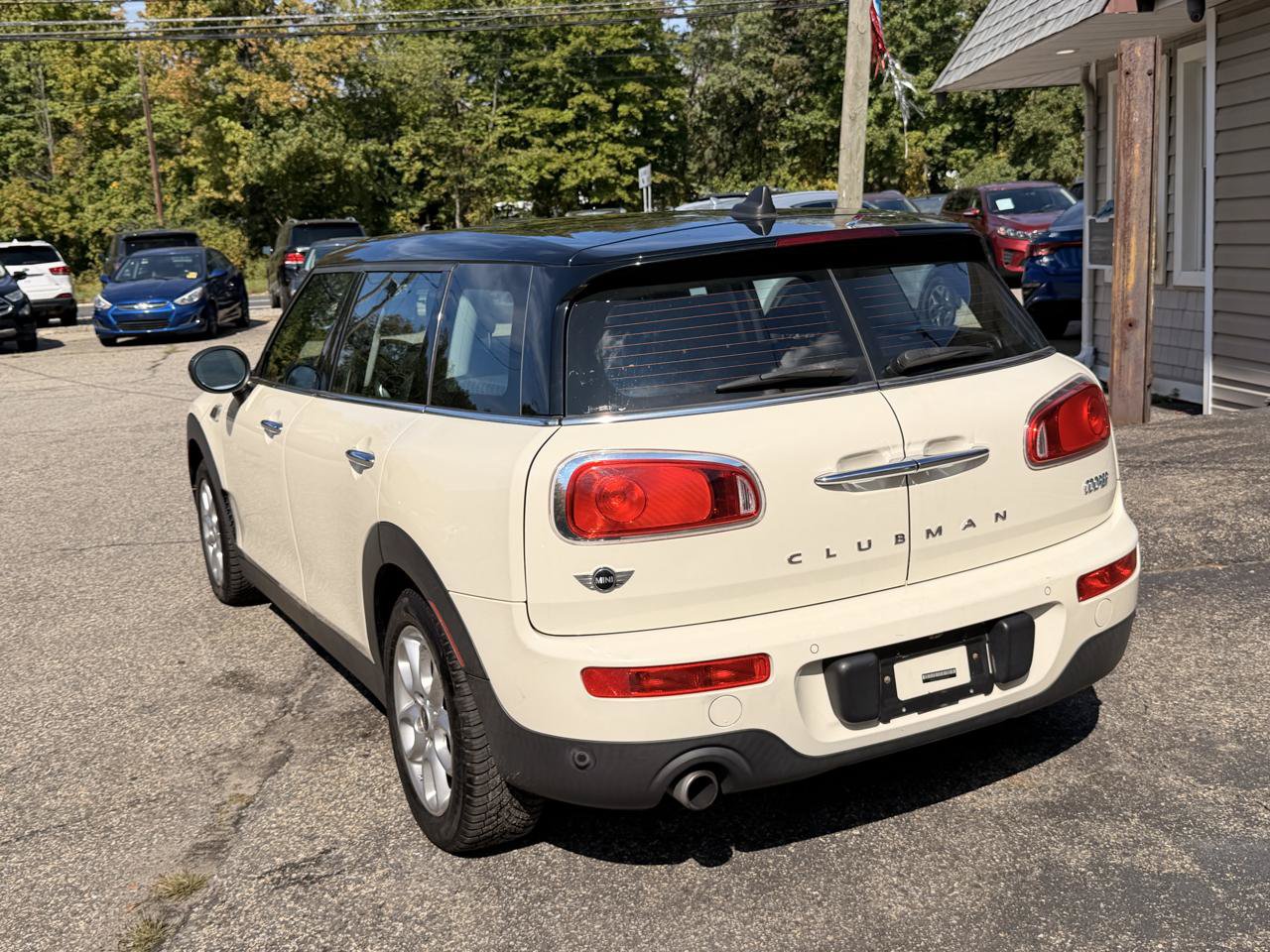 Used 2017 MINI Cooper Clubman ALL4 AWD/4WD image 4