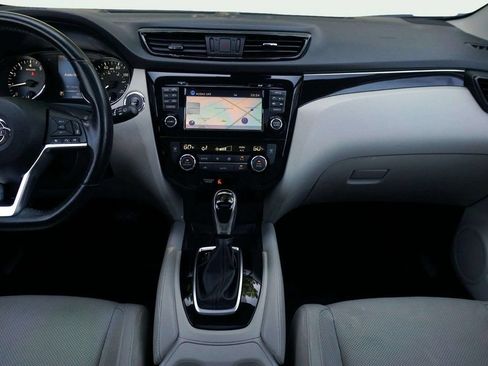 Used 2018 Nissan Rogue Sport SL w/ SL Premium Package AWD/4WD image 21