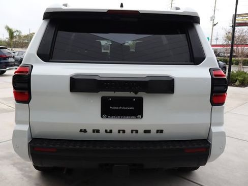 Used 2025 Toyota 4Runner TRD Off-Road image 5