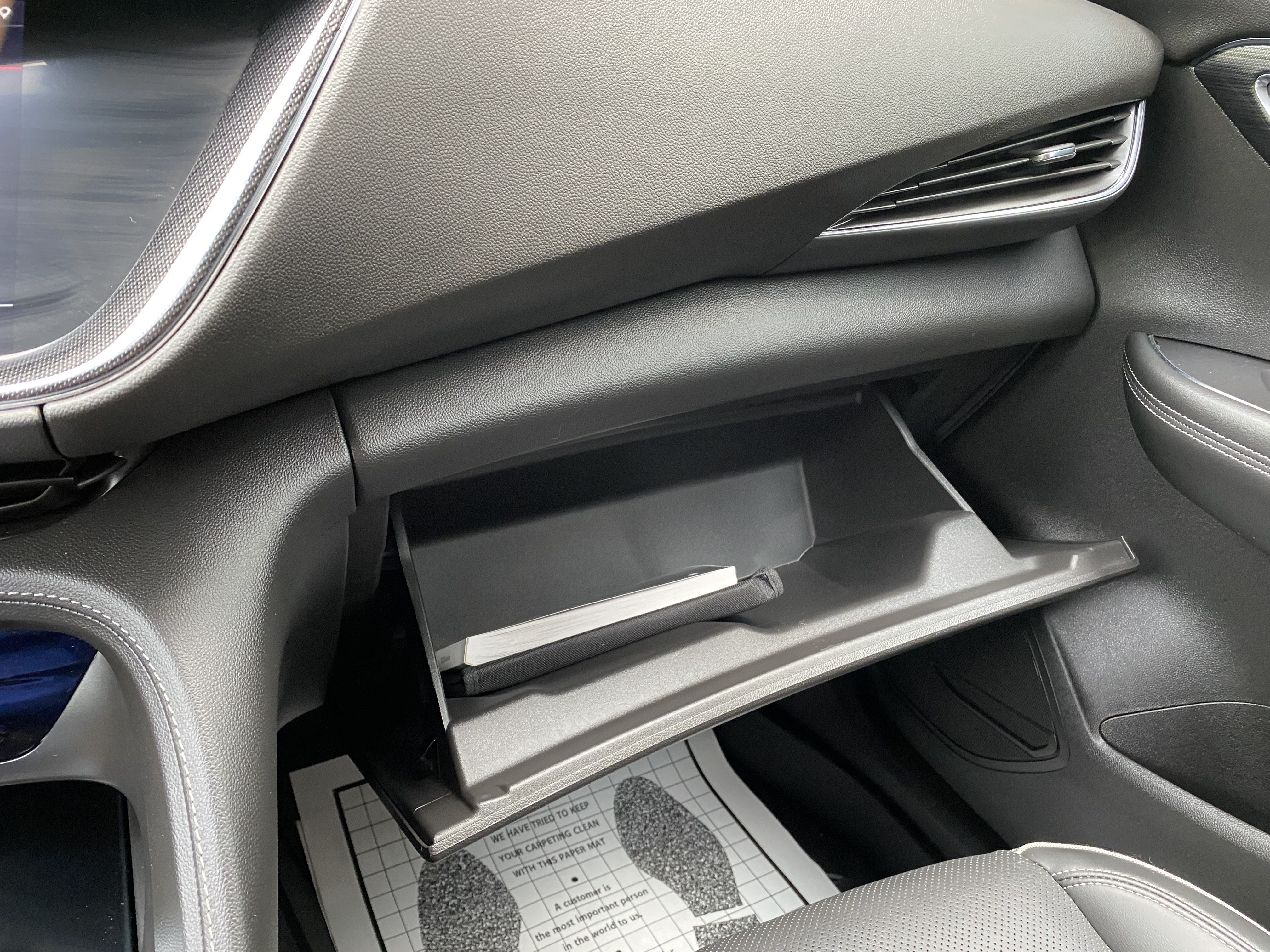 Used 2023 Buick Envision Essence FWD image 30