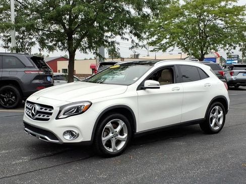 Used 2019 Mercedes-Benz GLA 250 4MATIC image 1