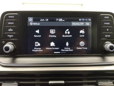 Used 2020 Kia Telluride LX FWD image 25