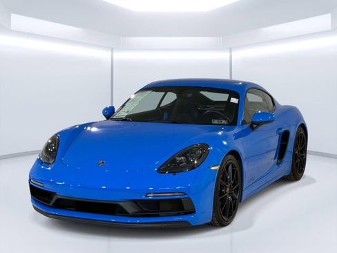 Used 2025 Porsche 718 Cayman GTS RWD image 1