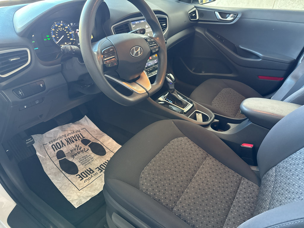 Used 2018 Hyundai Ioniq Blue FWD image 20