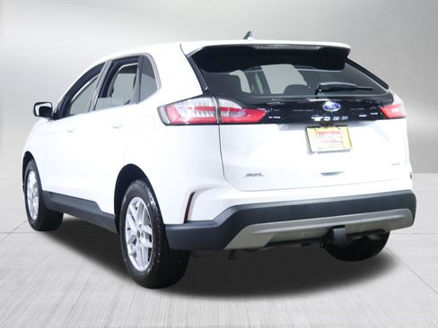 Used 2024 Ford Edge SEL w/ Convenience Package AWD/4WD image 5