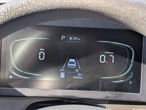 Used 2024 Kia Sportage LX image 12