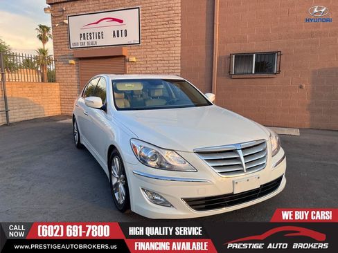 Used 2013 Hyundai Genesis 3.8 w/ Premium Pkg RWD image 1