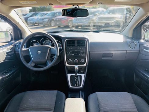 Used 2011 Dodge Caliber Mainstreet image 9