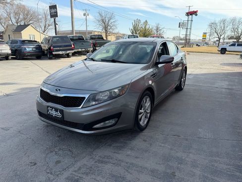 Used 2013 Kia Optima EX w/ Premium Pkg image 4