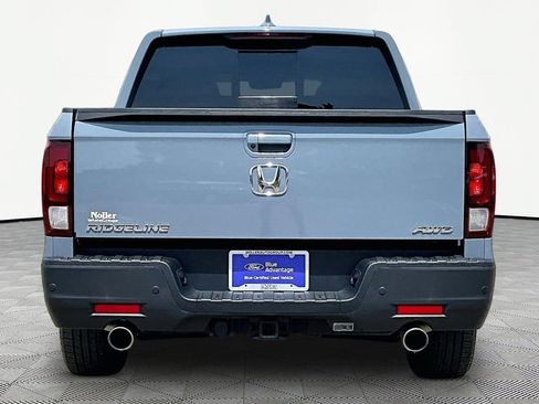 Used 2023 Honda Ridgeline RTL-E image 4