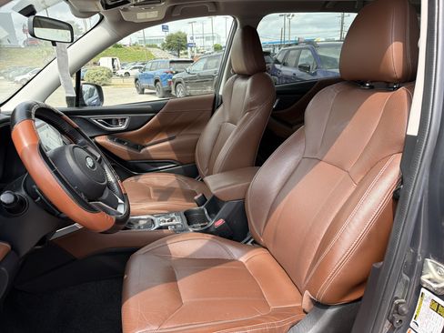 Used 2020 Subaru Forester Touring AWD/4WD image 10