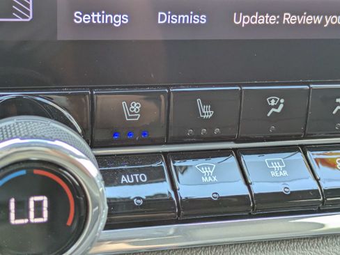 Used 2026 Chevrolet Colorado ZR2 AWD/4WD image 24