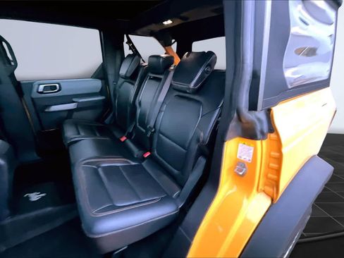 Used 2021 Ford Bronco Badlands image 13