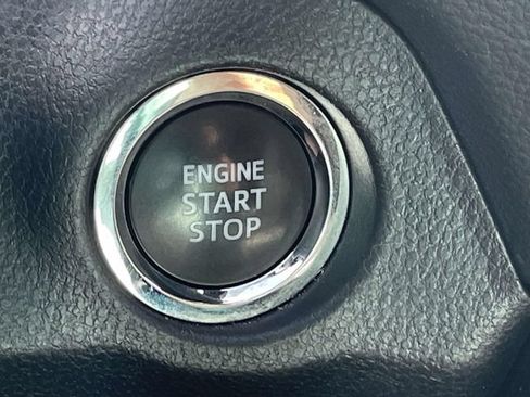 Used 2024 Toyota RAV4 XLE FWD image 30