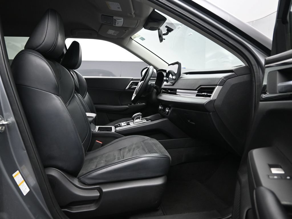 Used 2024 Mitsubishi Outlander SE AWD/4WD image 31
