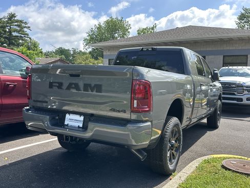 New 2026 RAM 2500 Laramie AWD/4WD image 19