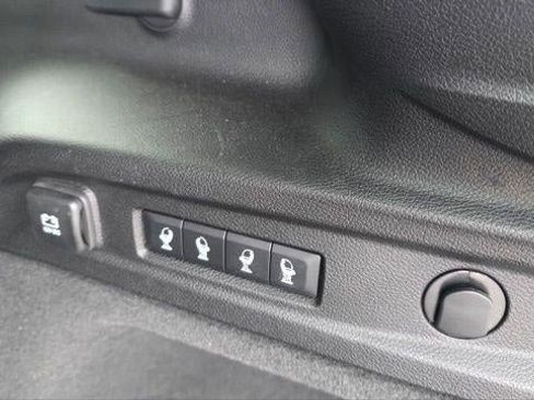 Used 2023 Jeep Grand Cherokee L Overland image 19