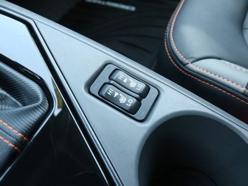 Used 2025 Subaru Crosstrek 2.5i Limited w/ Crosstrek Mirror Package image 31