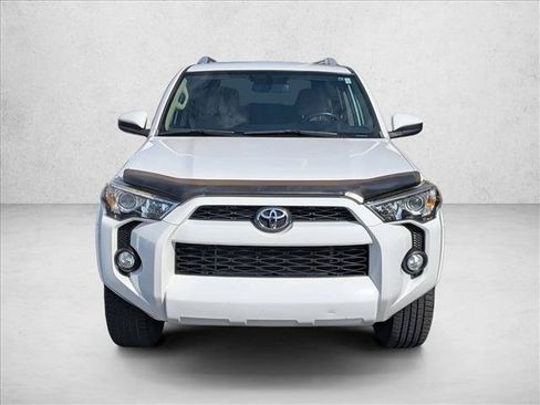 Used 2015 Toyota 4Runner SR5 RWD image 3
