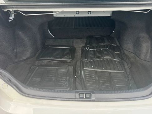 Used 2015 Toyota Camry SE FWD image 29