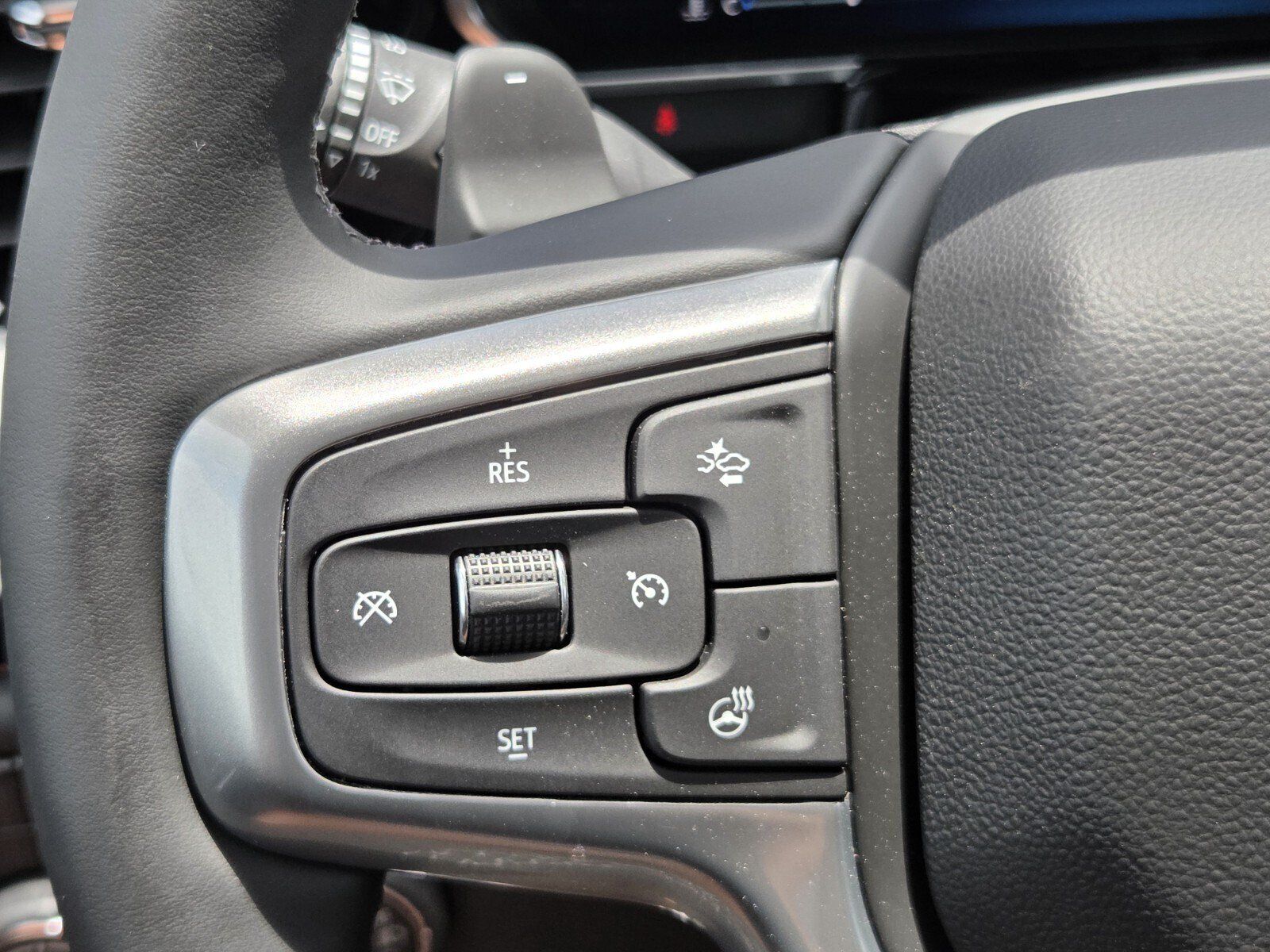 New 2026 Chevrolet Silverado 1500 LTZ w/ Technology Package AWD/4WD image 14