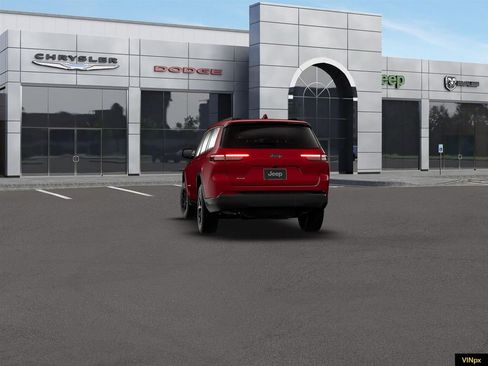 New 2026 Jeep Grand Cherokee L 4WD image 13