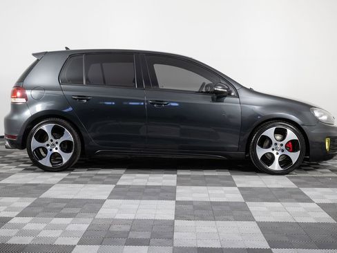 Used 2013 Volkswagen Golf 4-Door image 9