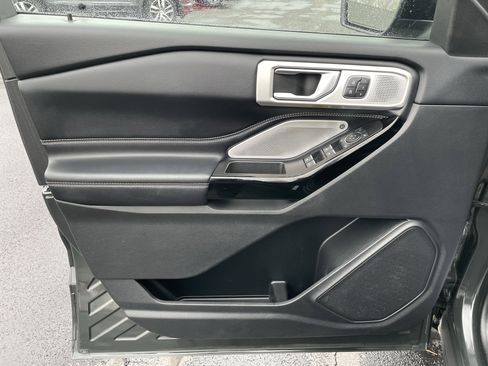 Certified 2022 Ford Explorer ST w/ Equipment Group 401A image 13