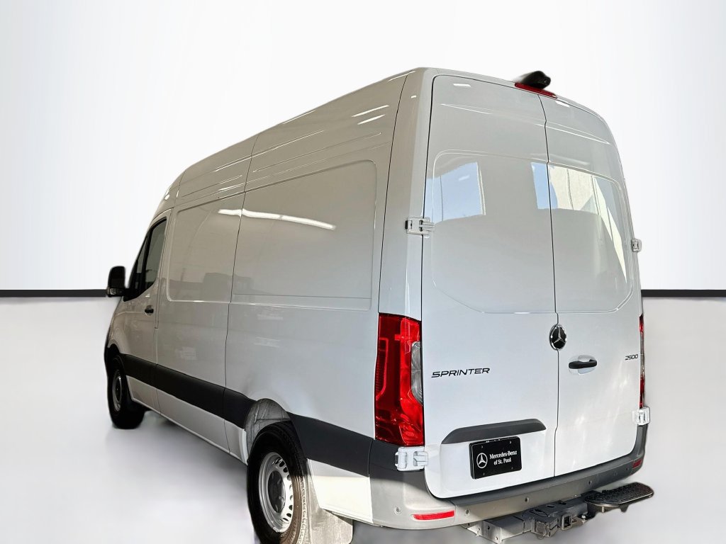 Used 2026 Mercedes-Benz Sprinter 2500 image 7