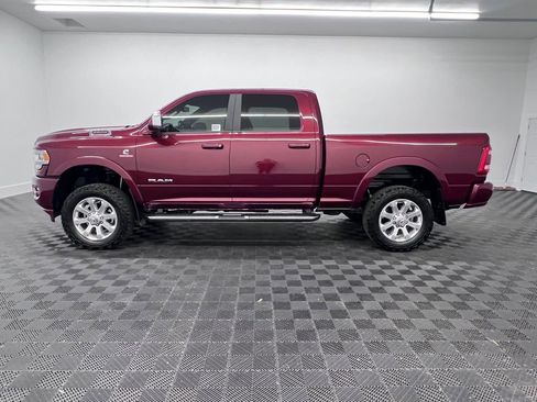 Used 2022 RAM 2500 Laramie AWD/4WD image 2