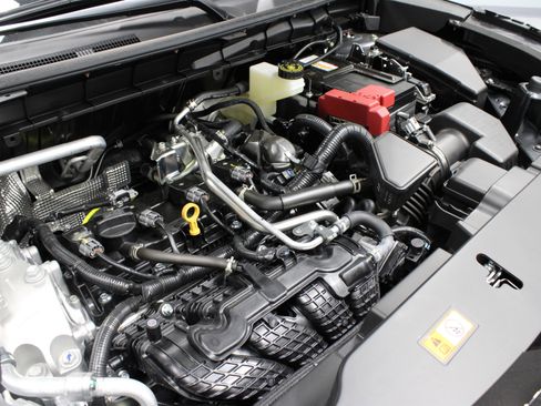 New 2025 Mitsubishi Outlander SE image 34