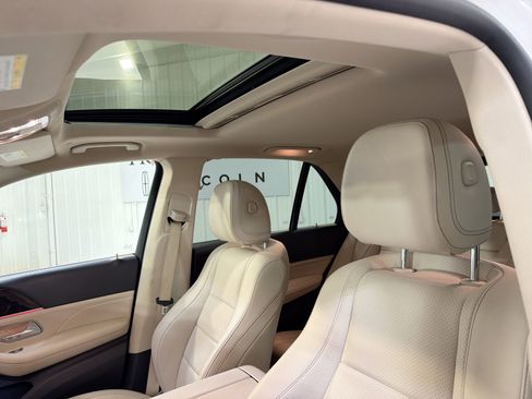 Used 2020 Mercedes-Benz GLE 350 image 24